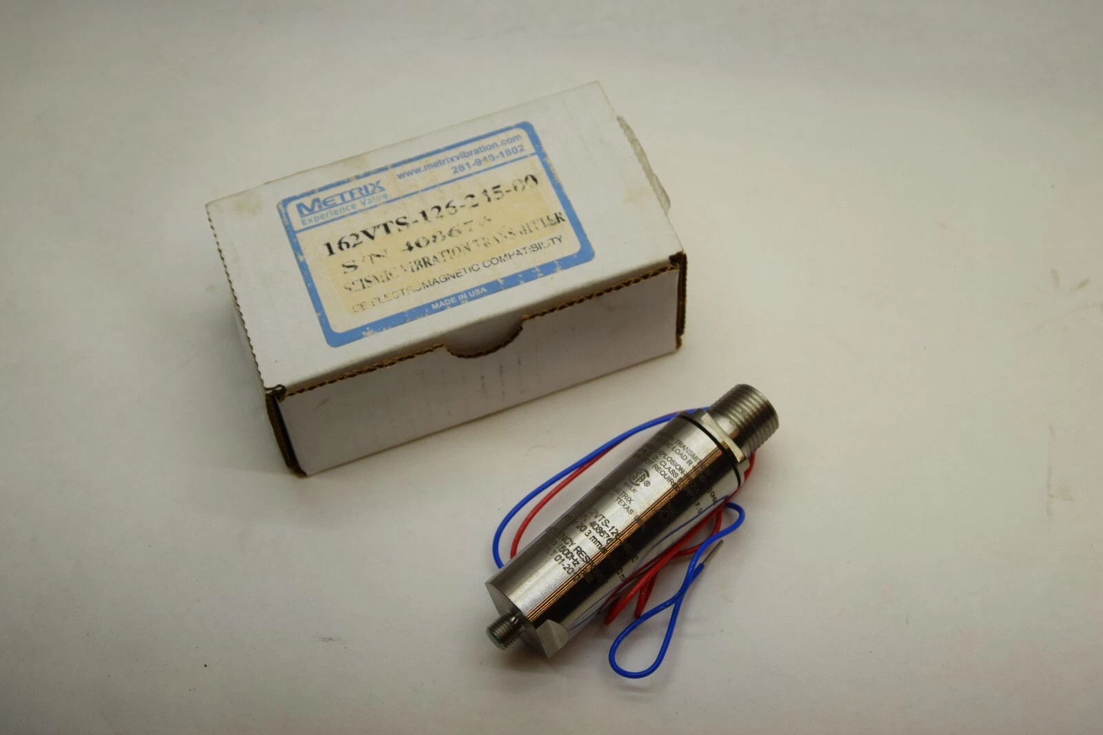 New, METRIX VIBRATION Transmitter 162VTS-126-2-4-5-0-0, 126: 0.8 IPS