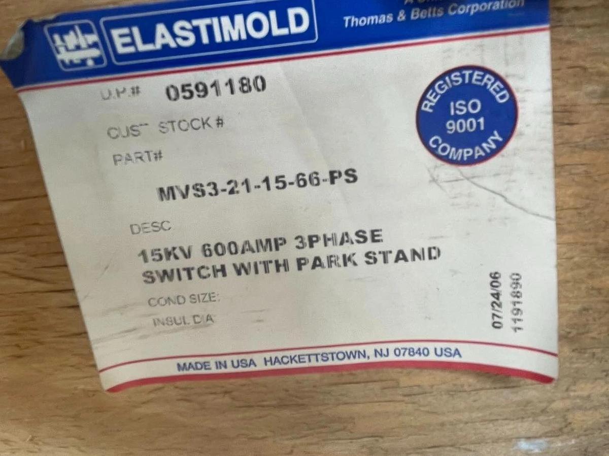 Elastimold Vacuum Switch 15kv MVS3-21-15-66-PS MVS3-21-15-66PS 600A, 600Amp, NEW