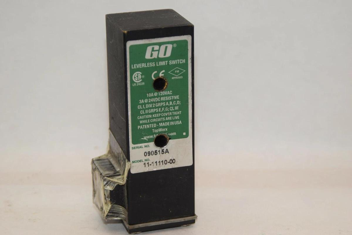 Used GO 11-11110-00 3A/10A 24Vdc / 120Vac Leverless Limit Switch