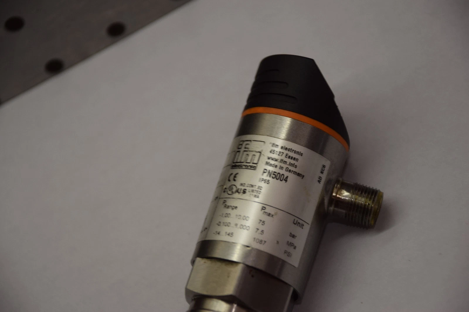 Used IFM Efector Pressure Sensor Unit, PN5004