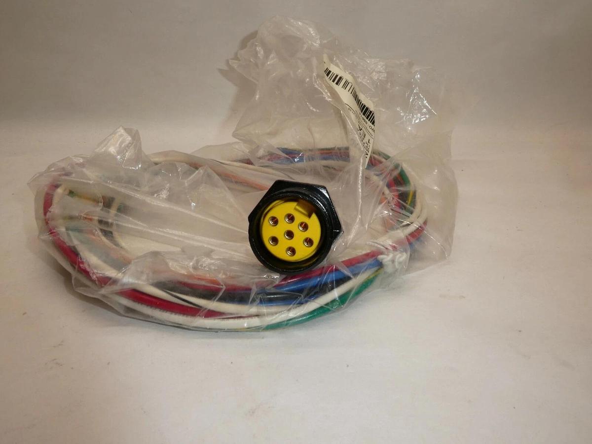 (NEW) BRAD CONNECTIVITY 2R7004A20M010 7P 16Awg Min-Change Receptacle