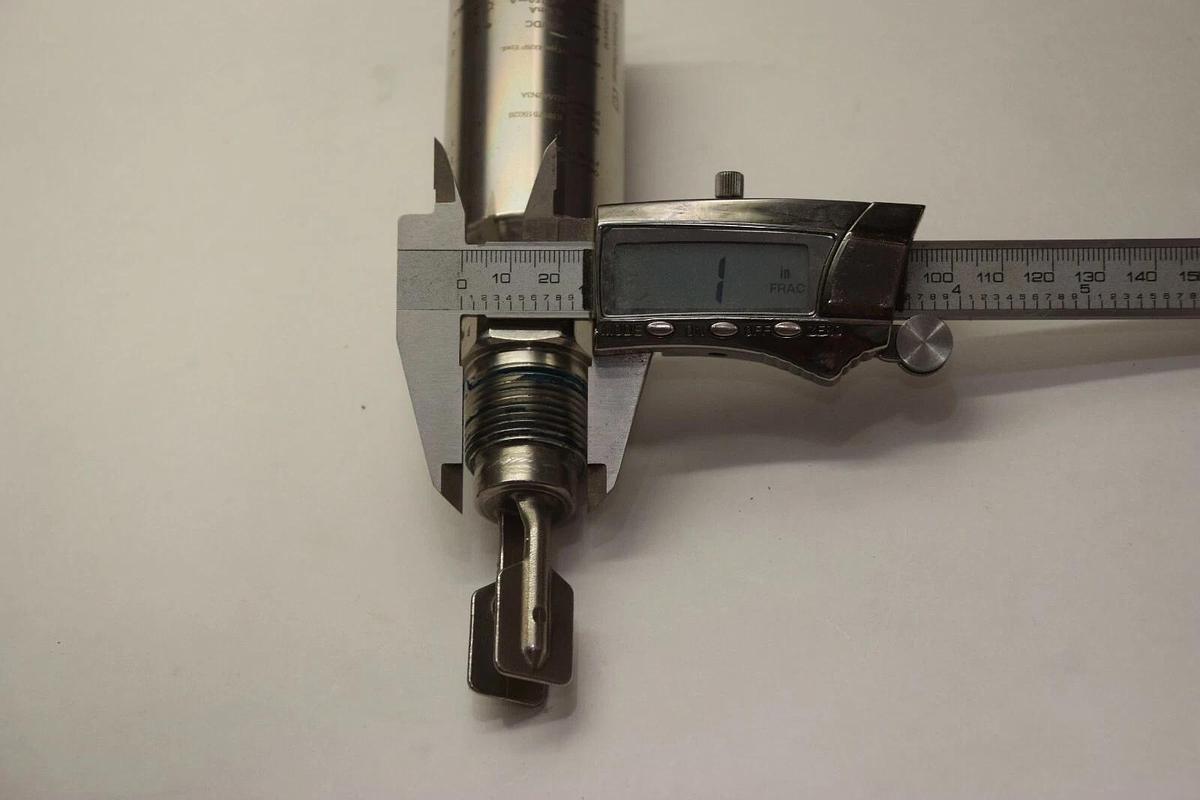 Used ENDRESS & HAUSER FTL50-7132/0 LEVEL SENSOR