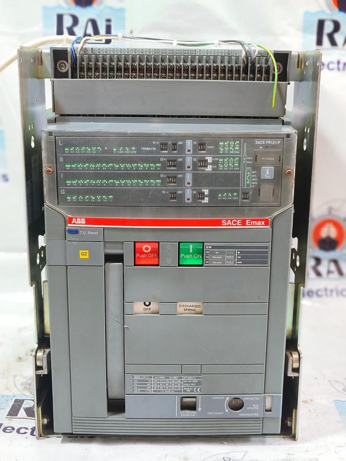 Used (LOT OF 4) MITSUBISHI CP30-BA 2 POLE 5A 250VAC 125VDC CIRCUIT PROTECTOR