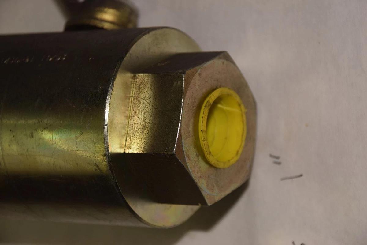 STAUFF HHBV 20160001 M 11430psi FLOW VALVE NEW