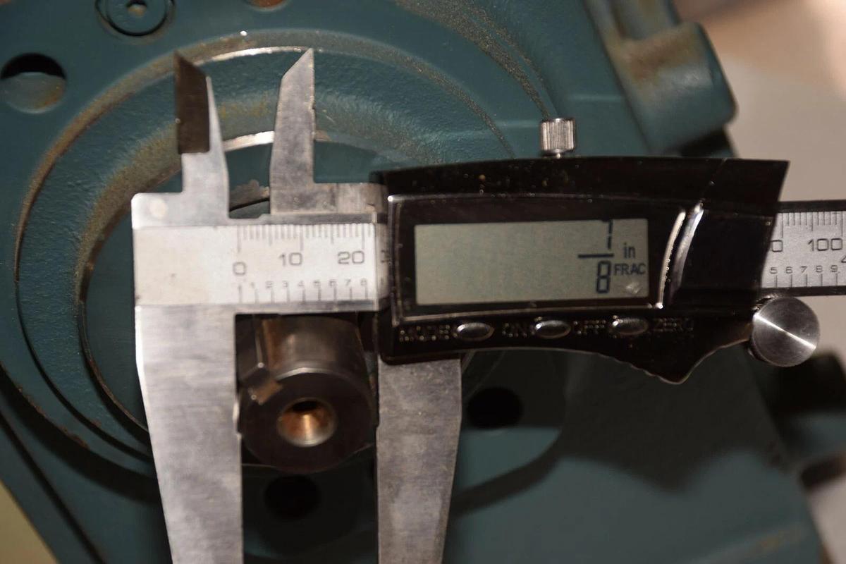 DODGE TIGEAR-2 30S15L 15:1 RATIO 2371 HP 7/8" & 1-3/8" SHAFT GEAR REDUCER NEW