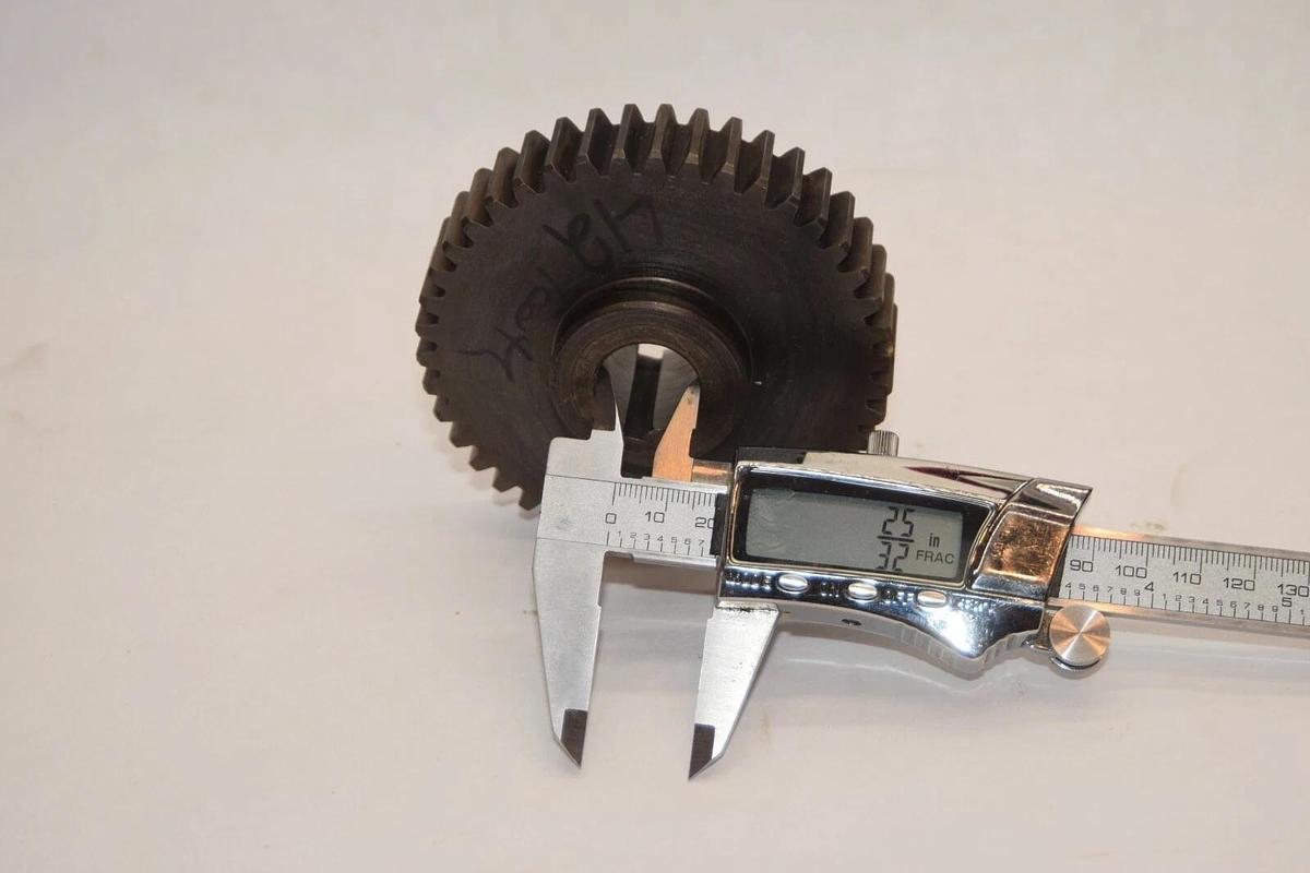 (NEW) 3420 25/32" Bore 3-21/32 osd 42 Tooth Gear