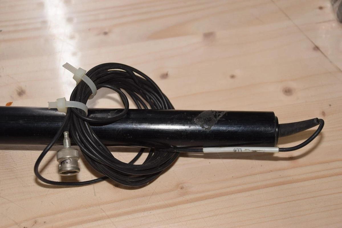 Used Omega Engineering PHE-6351-10 PH ELECTRODE 36IN LENGTH 1 1/16IN DIAMETER 0-13PH