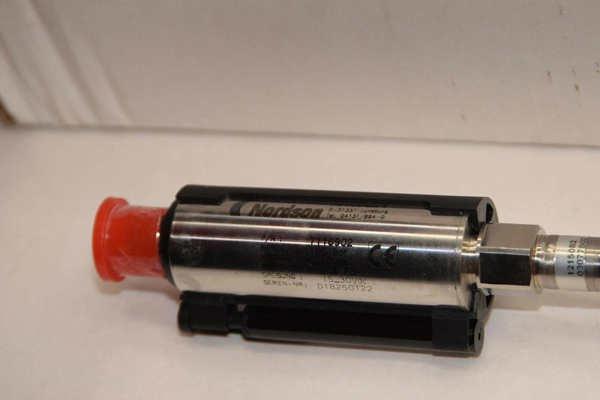 (NEW) NORDSON 7116902 D18250122 1215082 100 Bar 0-10Vdc Pressure Sensor