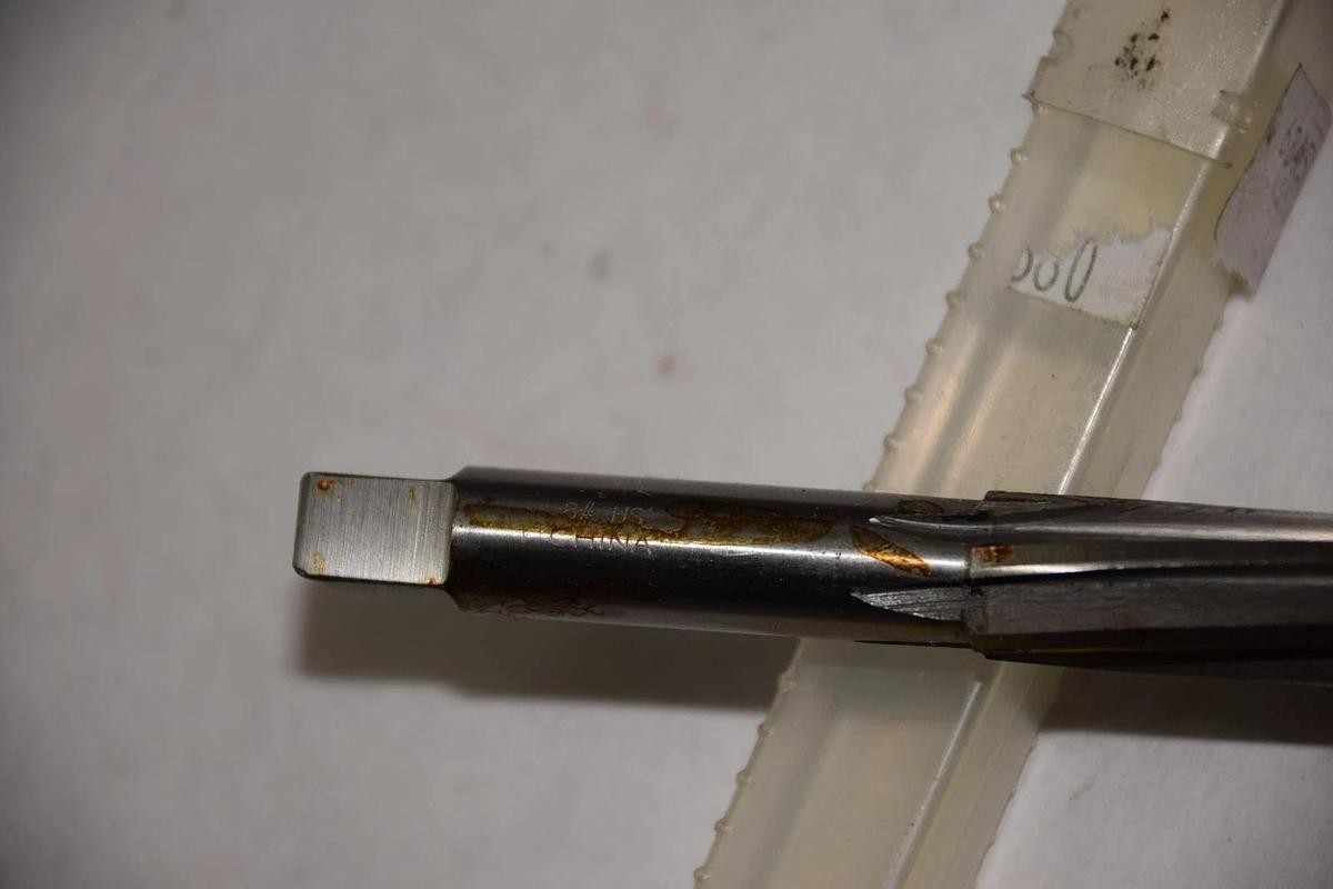 NO NAME 557 HSS #8 HIGH SPEED HELICAL FLUTE TAPER PIN REAMER NEW