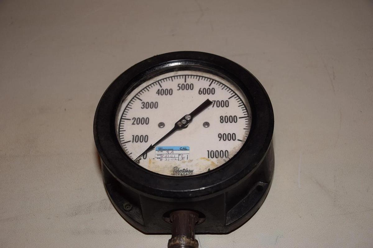 Used ROBERTSHAW 85315 SERIES 1800 0-10000psi HYDRAULIC PRESSURE GAUGE