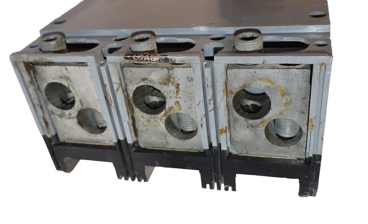 Used Siemens ITE I-T-E Sentron Breaker CJD63B400 400A 400 Amp 600v CJD6 3p 400a Trip