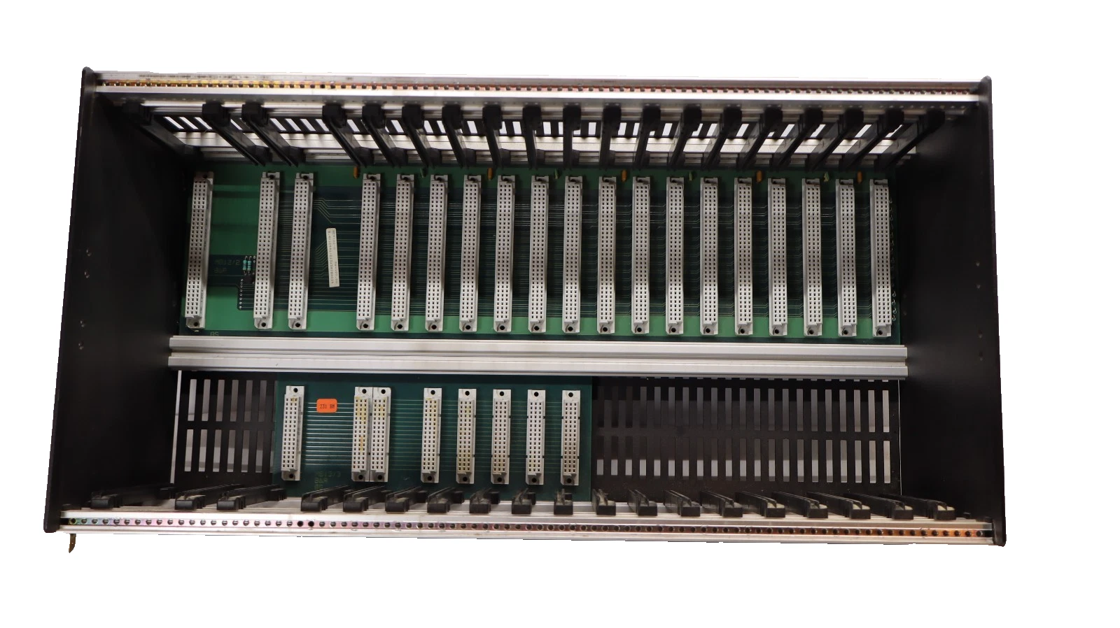 Used B & R B&R HCR166-0 , HCR1660 Rev: 3.00 19-Slot Multi Module PLC Rack Chassis