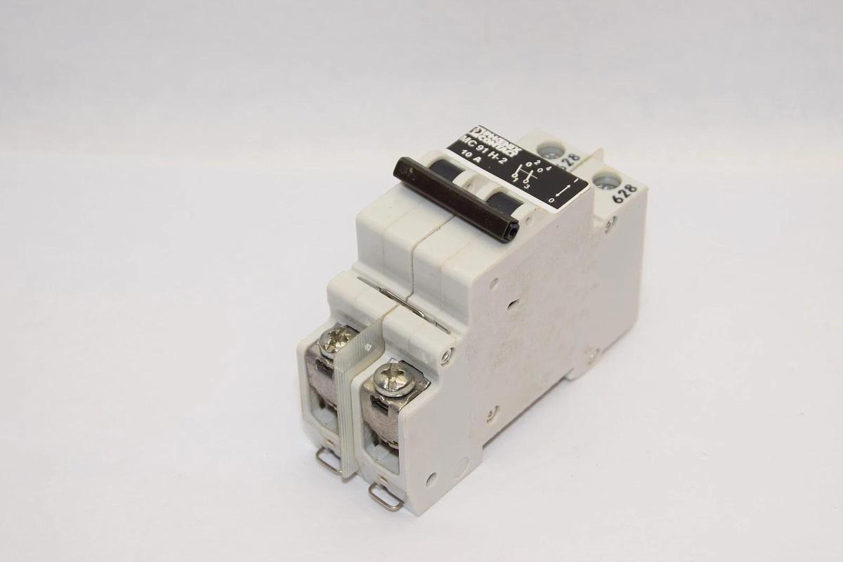 (NEW) PHOENIX CONTACT TMC91 H-2 TMC91H-12 10A 2Pole Breaker Switch