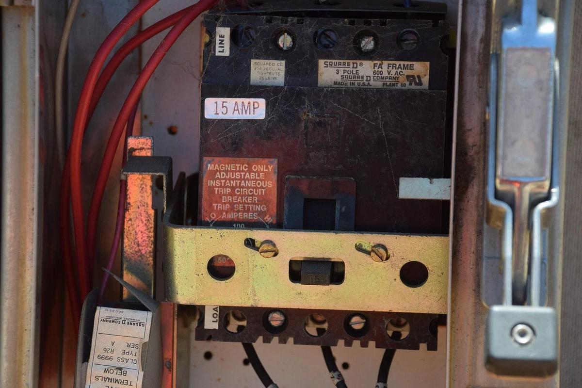 Used Square D S/S 8539-SCW43 Stainless steel 8536 SBO 2 Size 0 Starter contactor