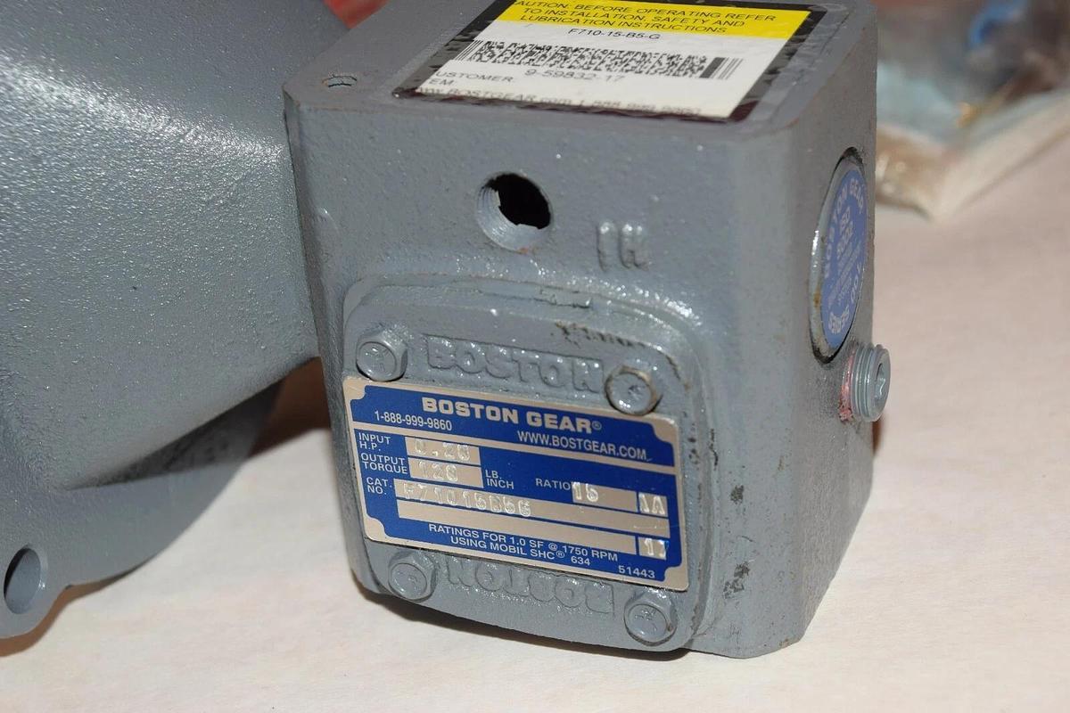 BOSTON GEAR F710-15-B5-G F71015B5G 15:1 .28HP  RATIO GEAR SPEED REDUCER (New)