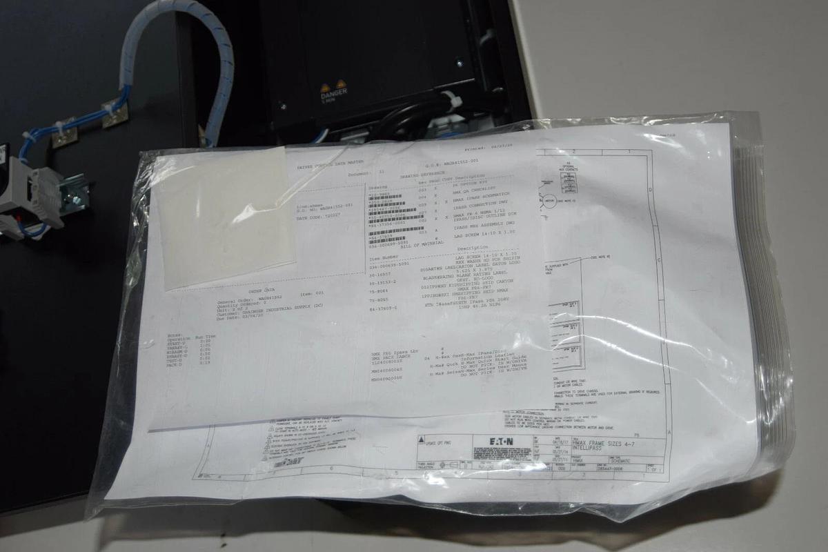 (New) EATON HMX04731NAP6 AC Drive H-Max VFD 208V 15HP 46.2A 15 HP HMX32AG04821-N