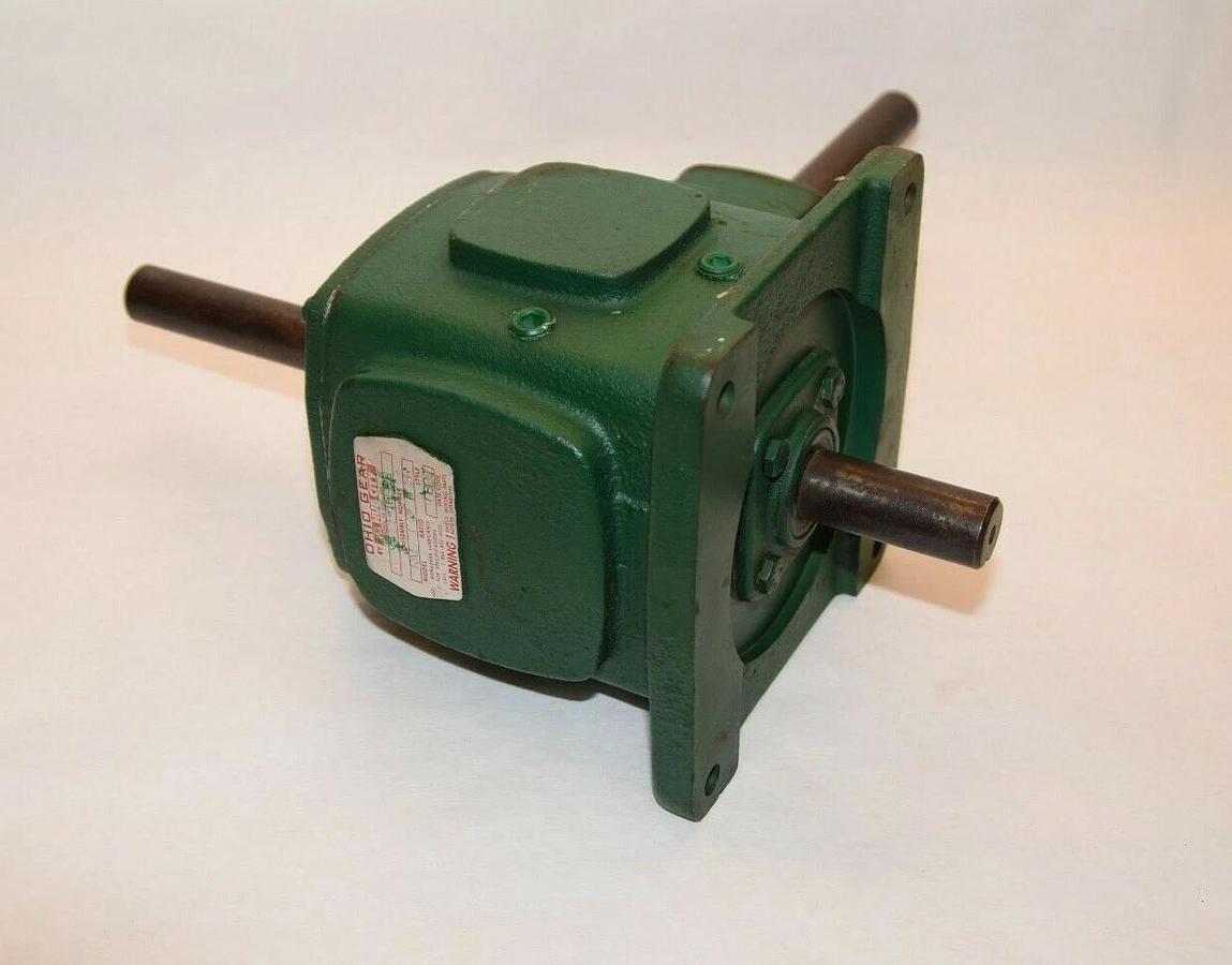 HUB CITY 0221-16991 RA1 Ratio 1/2 1:2 F SR Dual Shaft Rt Angle Gear Reducer NEW