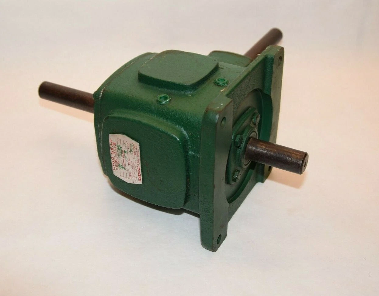 HUB CITY 0221-16991 RA1 Ratio 1/2 1:2 F SR Dual Shaft Rt Angle Gear Reducer NEW