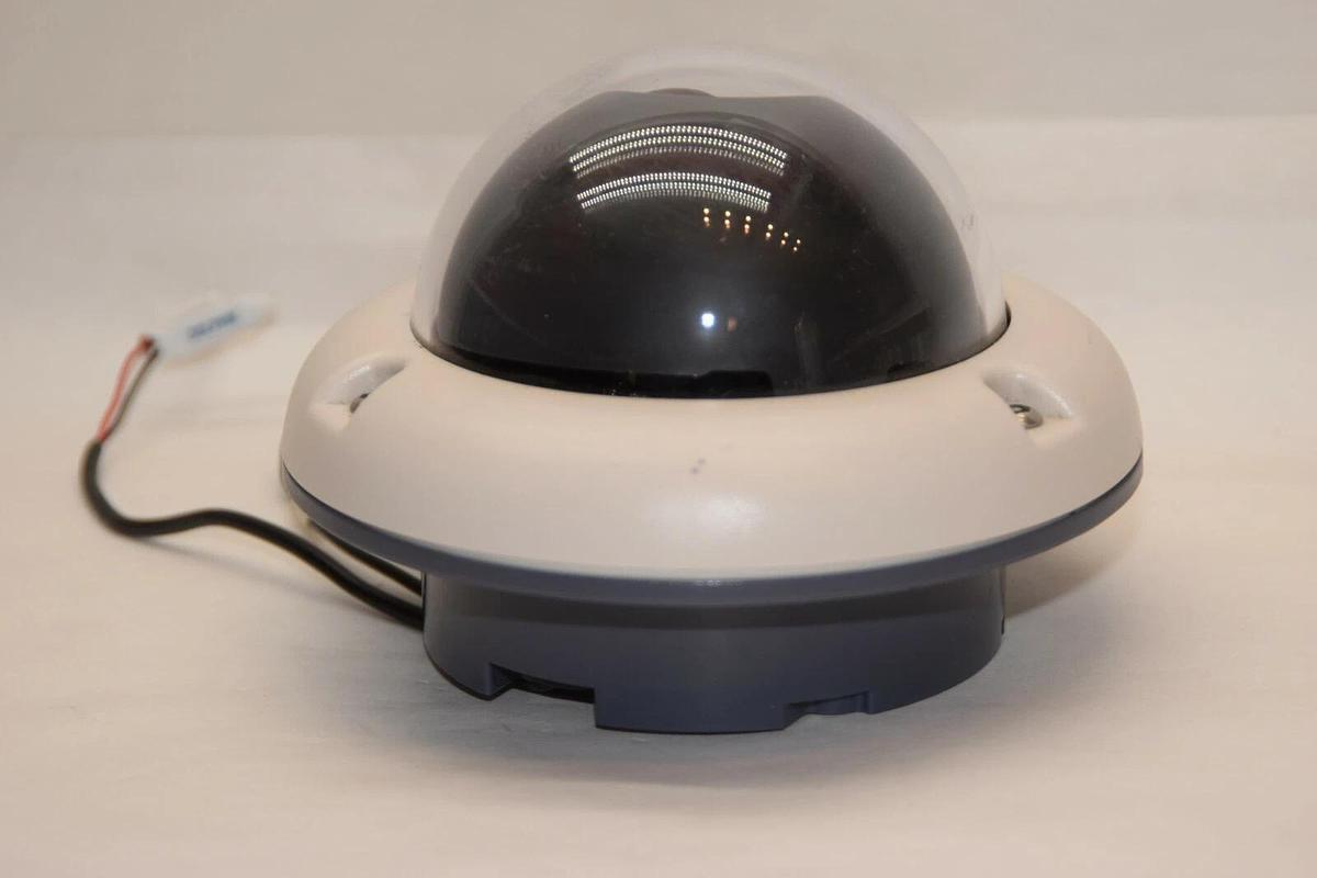 Used HONEYWELL C14DBDWD4V1 24Vac 15Vdc 3.5W Dome Camera