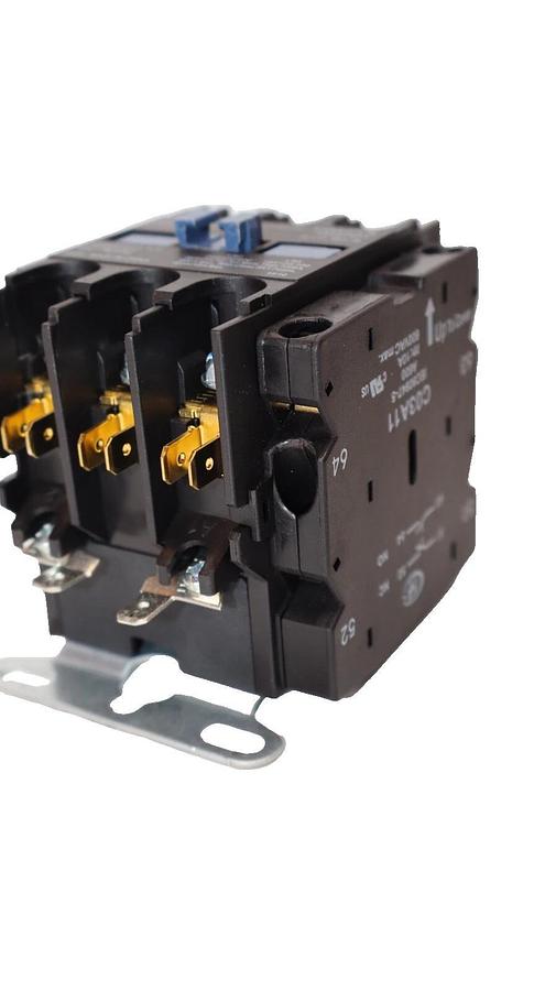 Used LEIBERT / HOMER 123273P1 , XMC0-253-EBBC01P 24Vac 3P Contactor