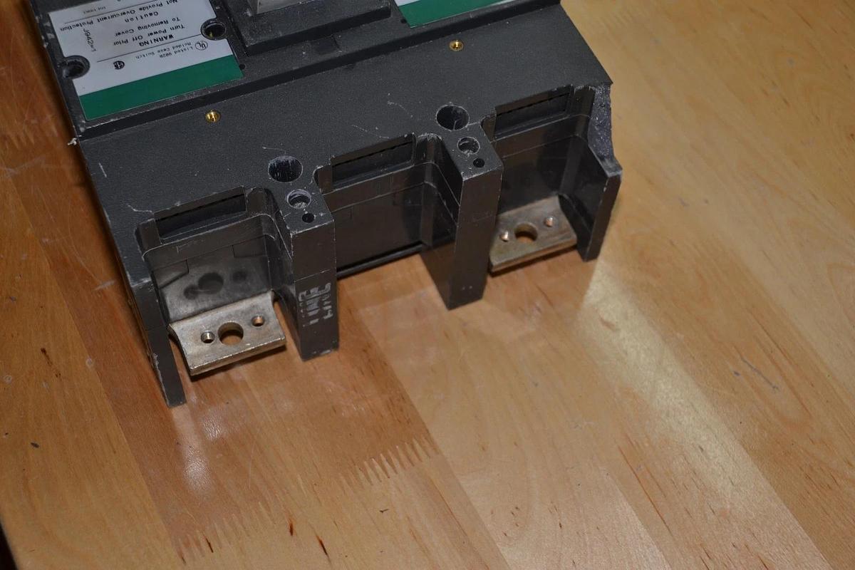 Used GE Breaker TJK426Y400 2P 400A 600V MOLDED CASE SWITCH