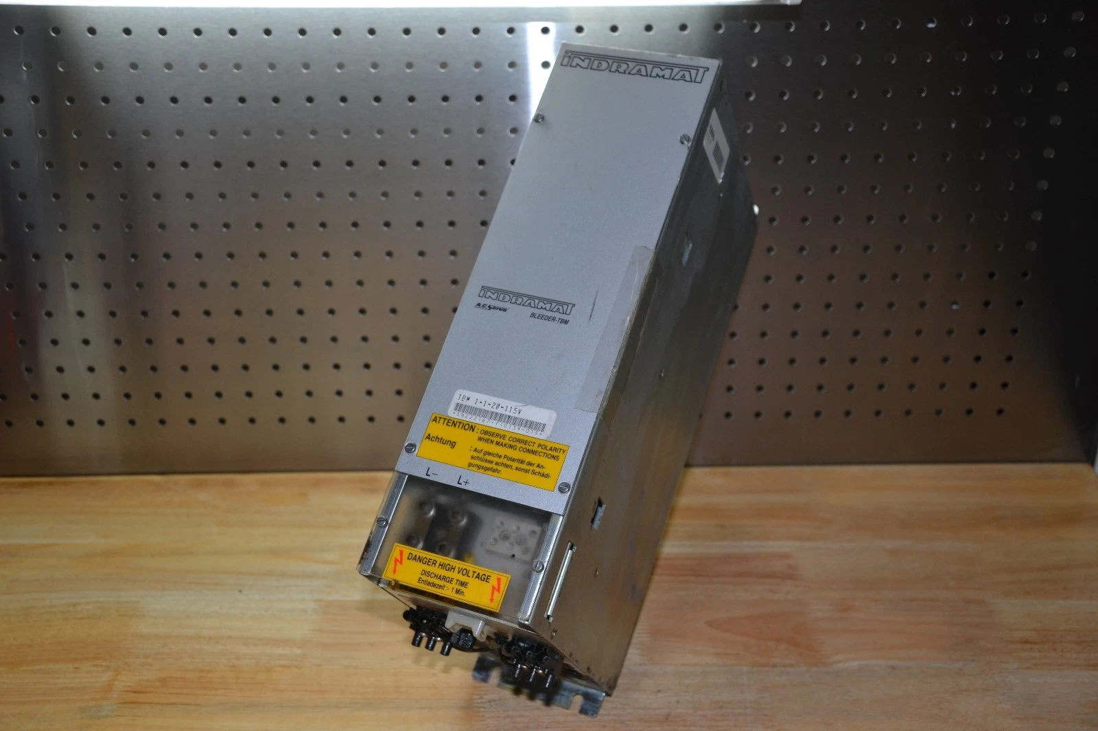 Used INDRAMAT TBM 1.1-20-W1/115V AC SERVO BLEEDER