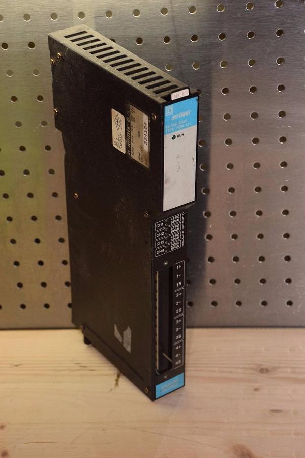Used SQUARE D SY/MAX ANALOG INPUT MODULE 8030 RIM-121 SER. D 800ma 5 VDC