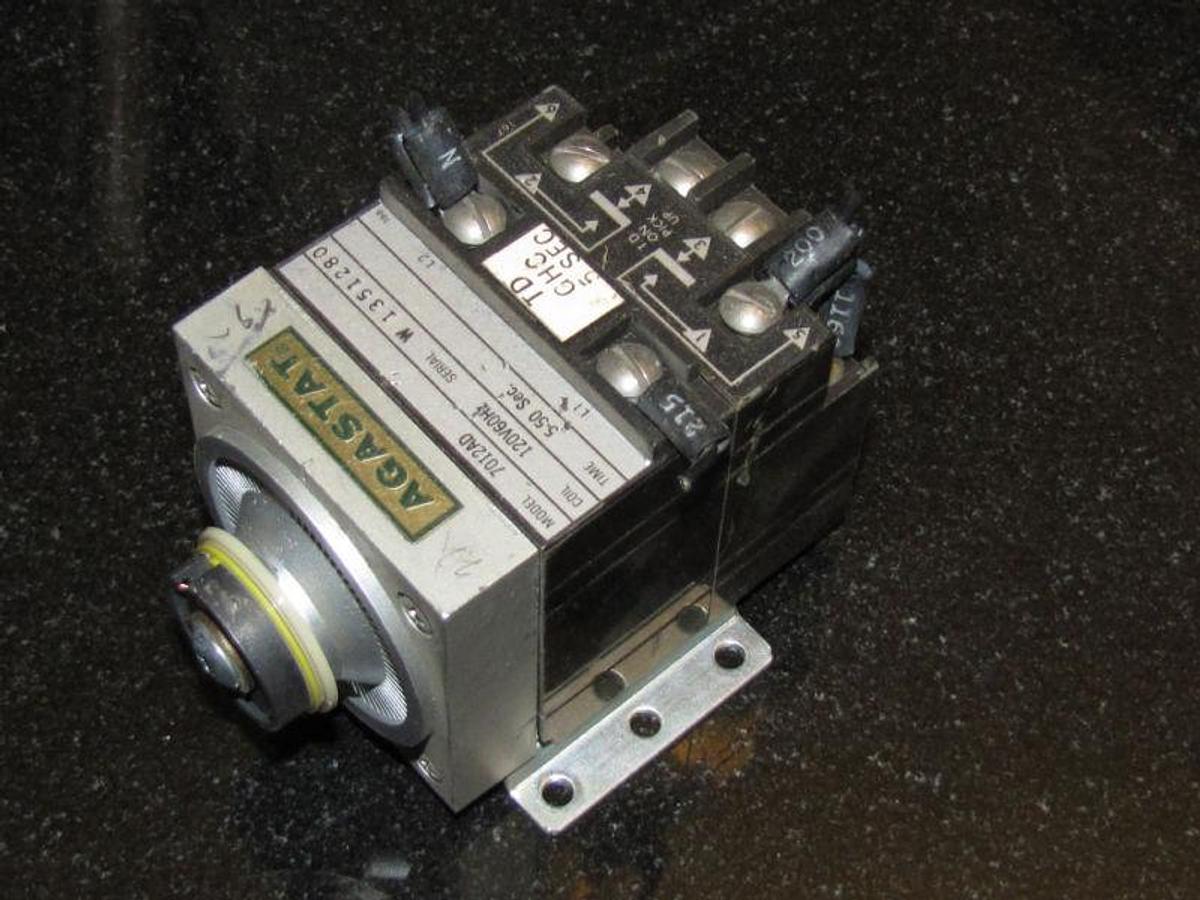 Used Agastat Timer 7012AD 5-50 Sec 120V  Coil MISSING KNOB