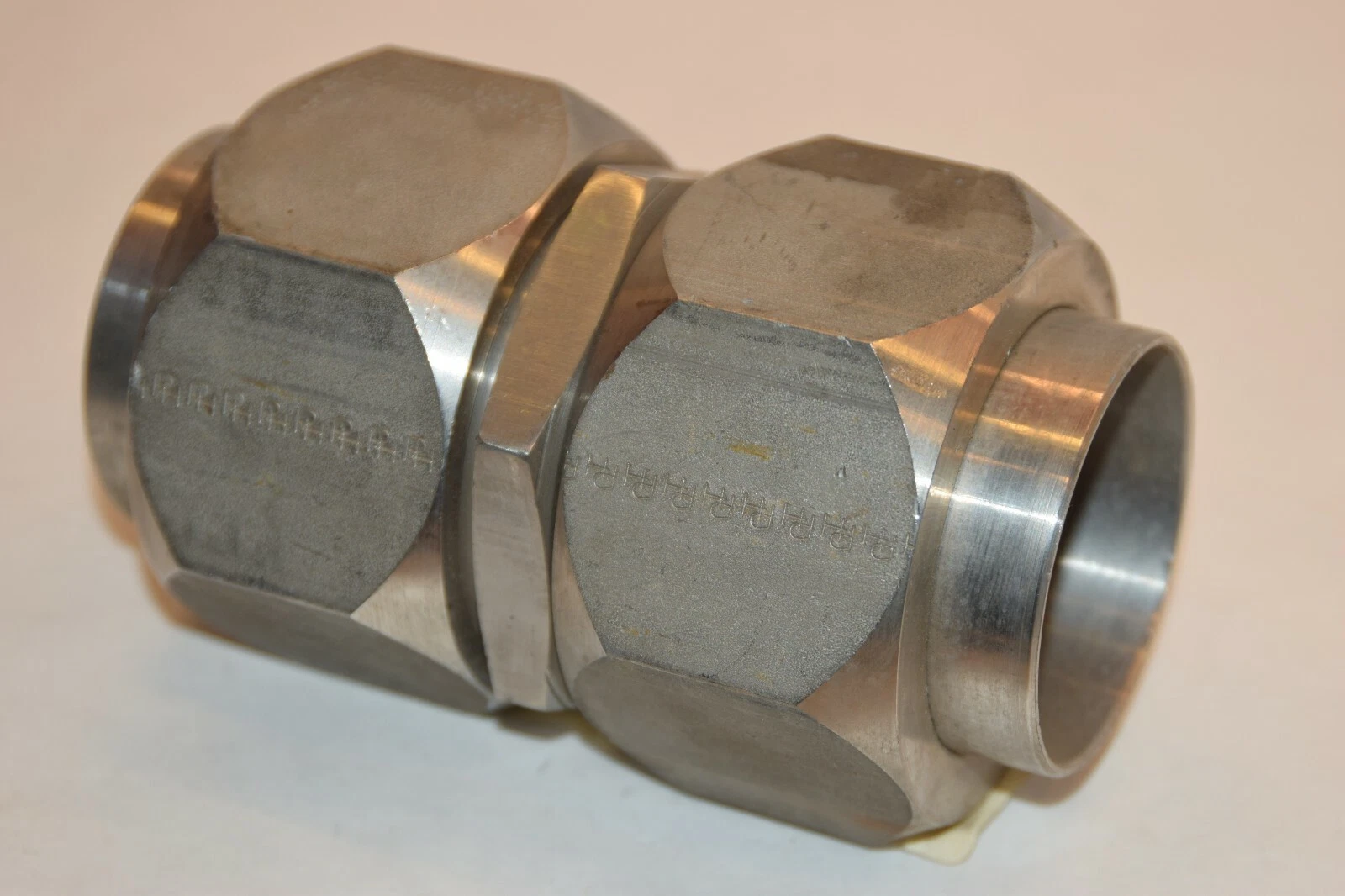 New) PH 319-05577 2" Tube to tube UNION TUBE ADAPTER STAINLESS STEEL Swagelok ?