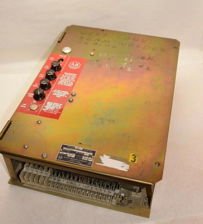 Used ALLEN BRADLEY 1313R-B0A61 240V 1HP Regulated Speed Drive *Missing Knob/screws