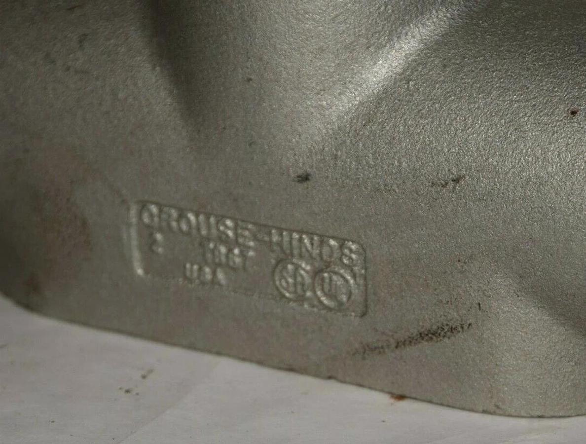 CROUSE-HINDS 2" Conduit Body TB67  (NEW Lot of 2)