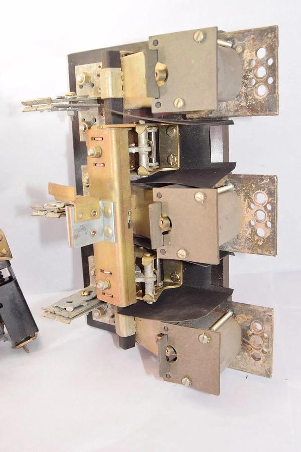 Used ALLEN BRADLEY 1494V-DS400 Series A 400A 600V Disconnect Switch *As-is*