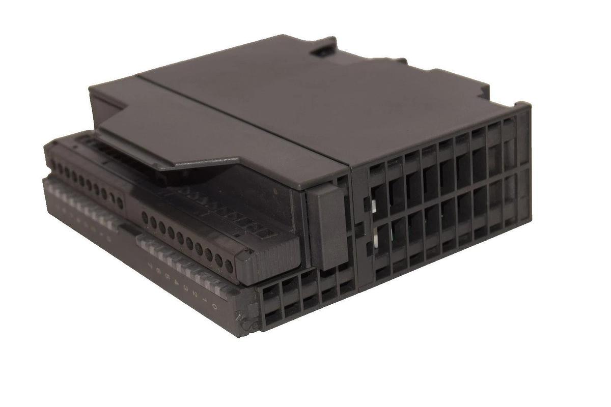 Used Siemens 6ES7 322-1HH01-0AA0 Simatic S7-300 Digital Output Module *No Cover*