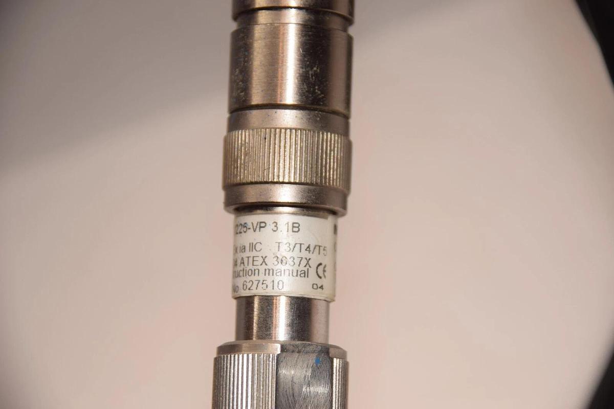 Used METTLER-TOLEDO CH-8902 URDORF ,  7001/225-VP 3.1B Conductivity Sensor