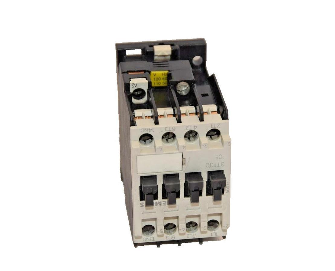 Used SIEMENS 3TF3010-0A 3TF30100A 120V Coil Contactor
