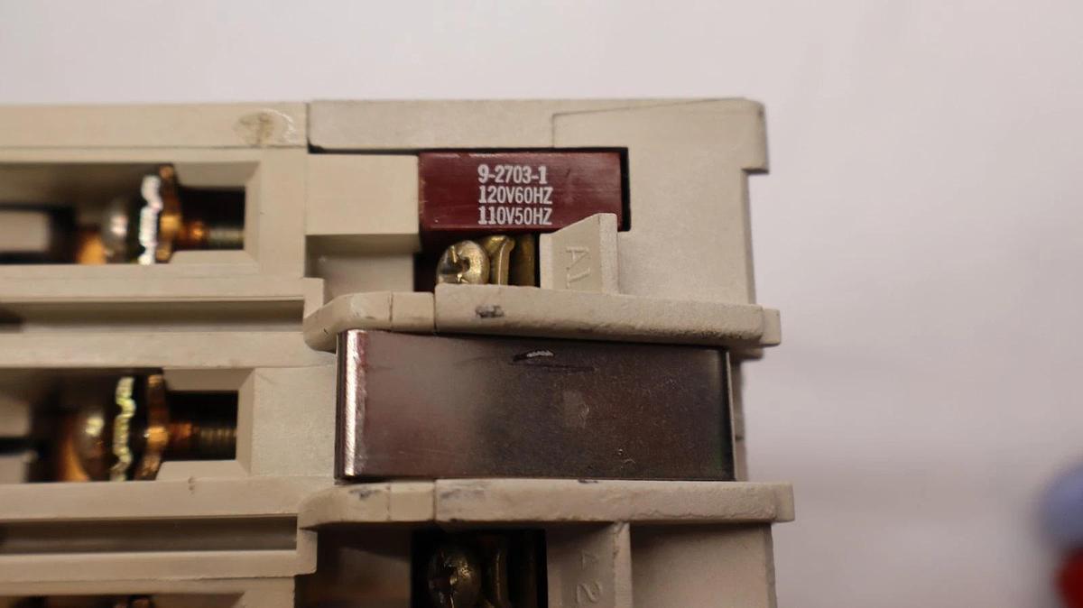 Cutler-Hammer Eaton Contactor AN16DN0 Size Sz 1 600V 27A 27 Amp 120v coil 3P