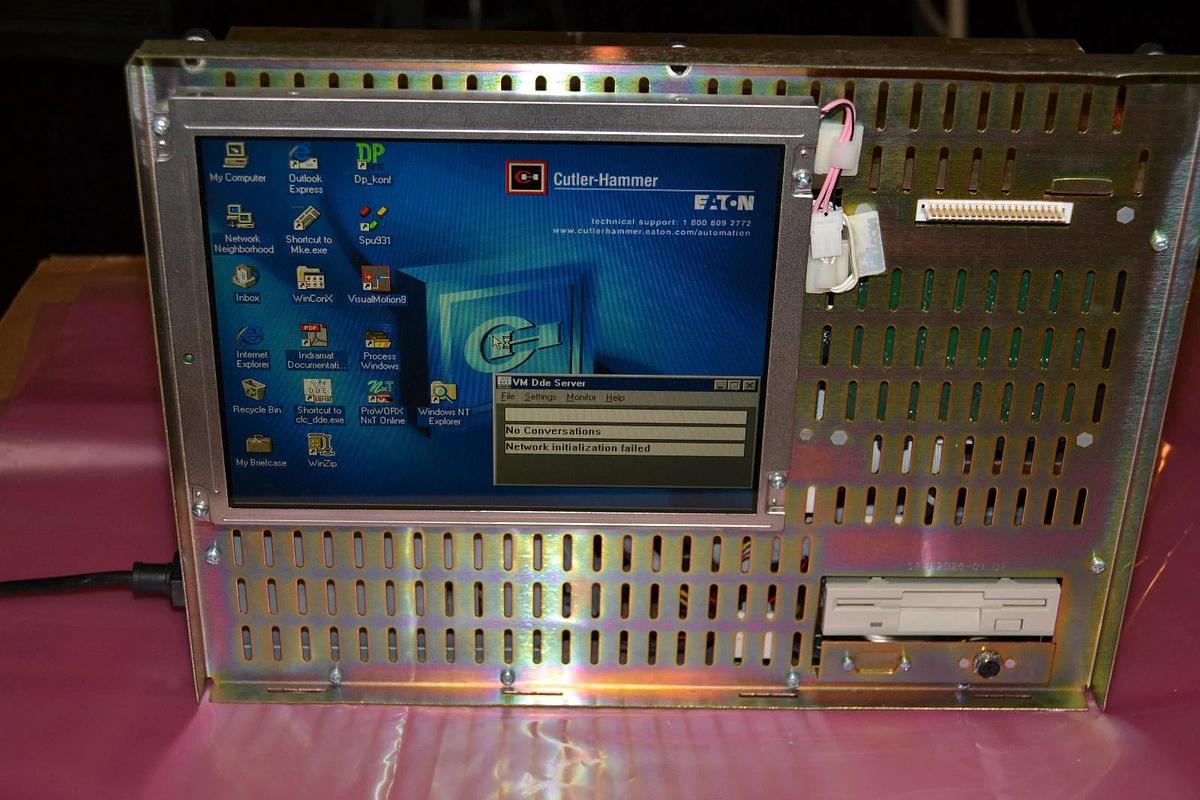 Used Cutler Hammer D73WNXXXXXXX 10.4 IN Display C-H2 D73WN D73 Work Station 4.0