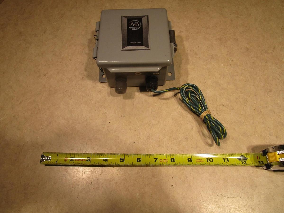 Used ALLEN BRADLEY 1770-SC Data Highways Station Connector