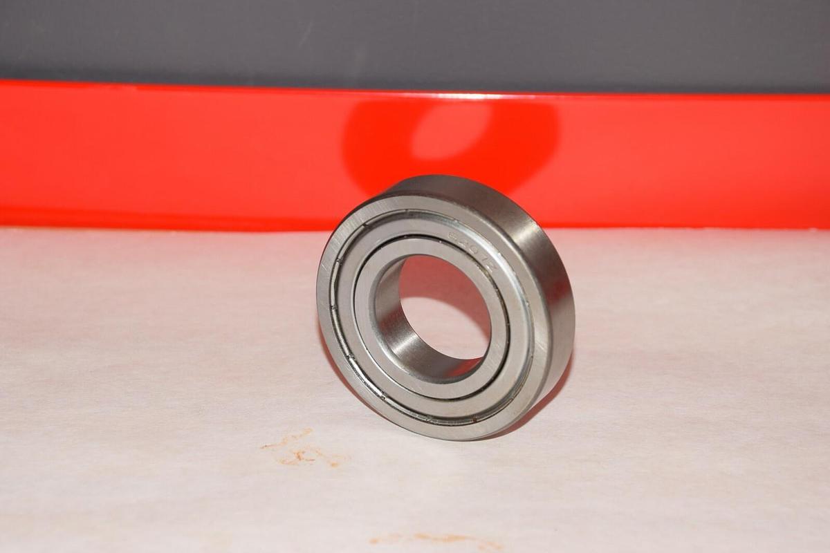 NEW NO NAME 6207Z SEALED BEARING
