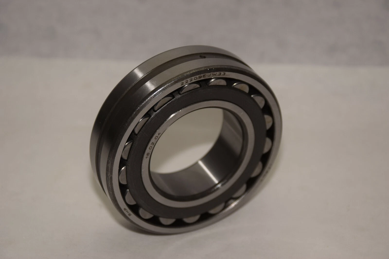 RHP  2209EJW33 SPHERICAL BEARING 16.02.04 (made in ITALY)  NEW