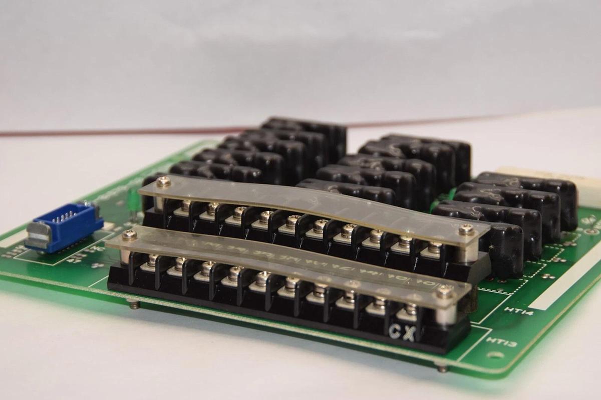 Used MITSUBISHI 03-81579-02-COM , 03-81579-02 Circuit Board