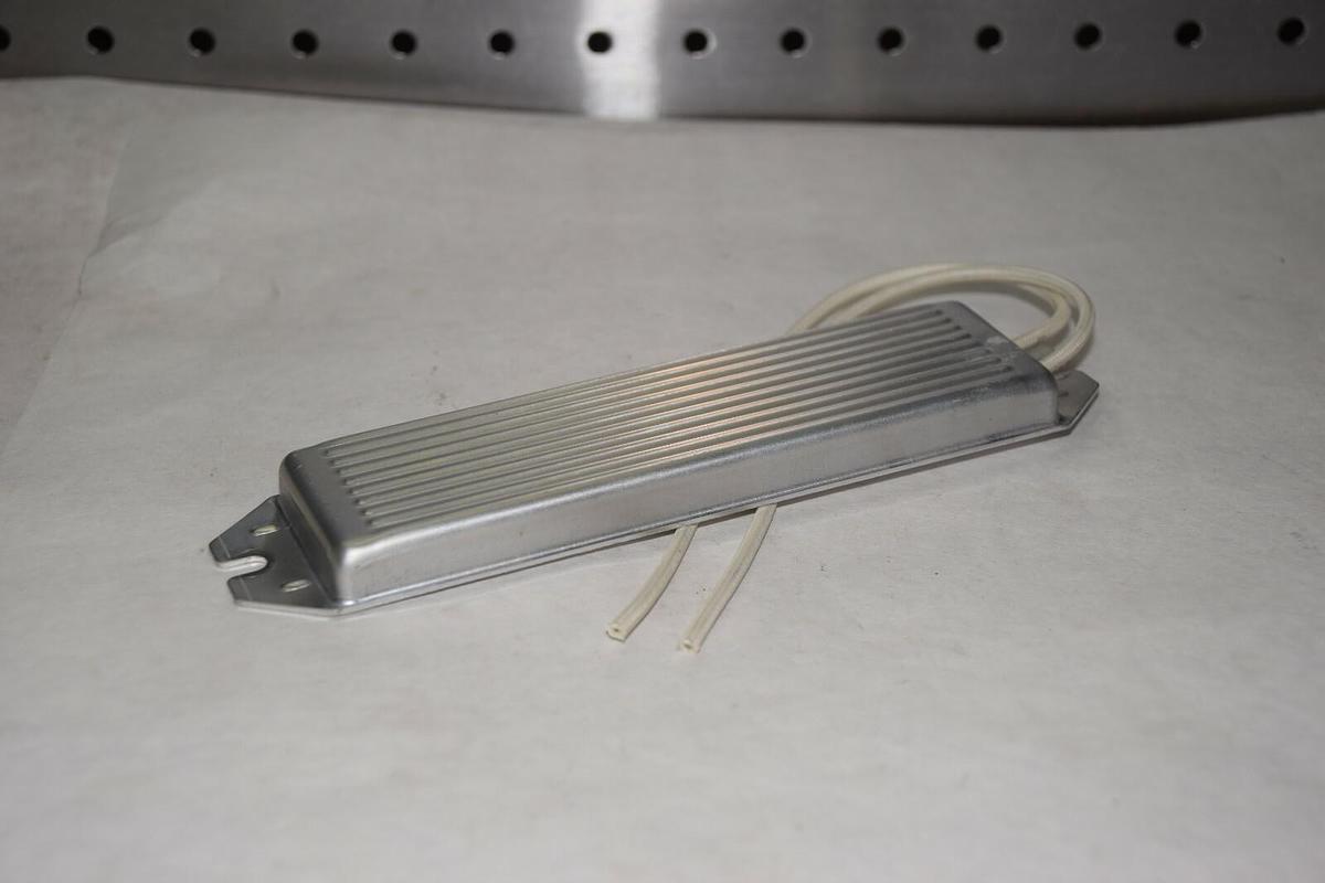 Used MOELLER 773 150W 200Ω Heating Plate Element
