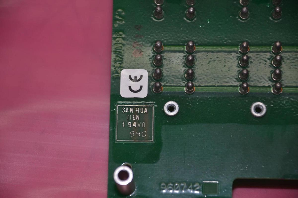 Used Allen Bradley 960742 DB-24 57-234C Manifold Card I/O Input Output 24-Channel