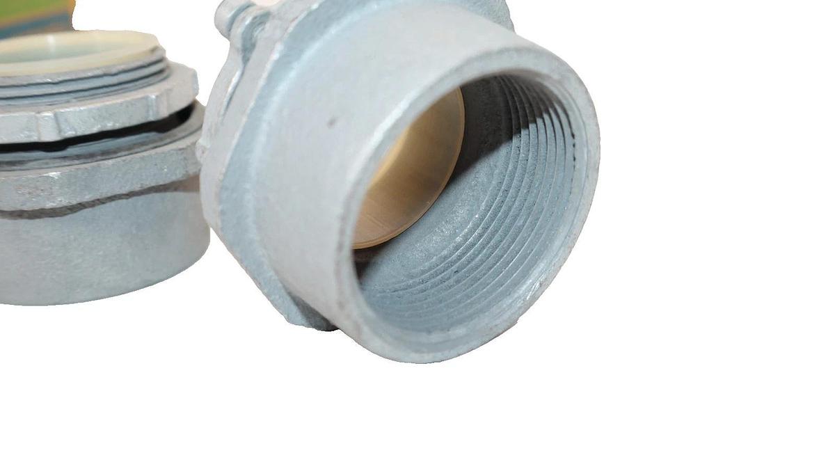 O-Z Gedney  Raintight Conduit Hub 1-1/2" CHM-150T 1-1/2" (New - Box of 2)