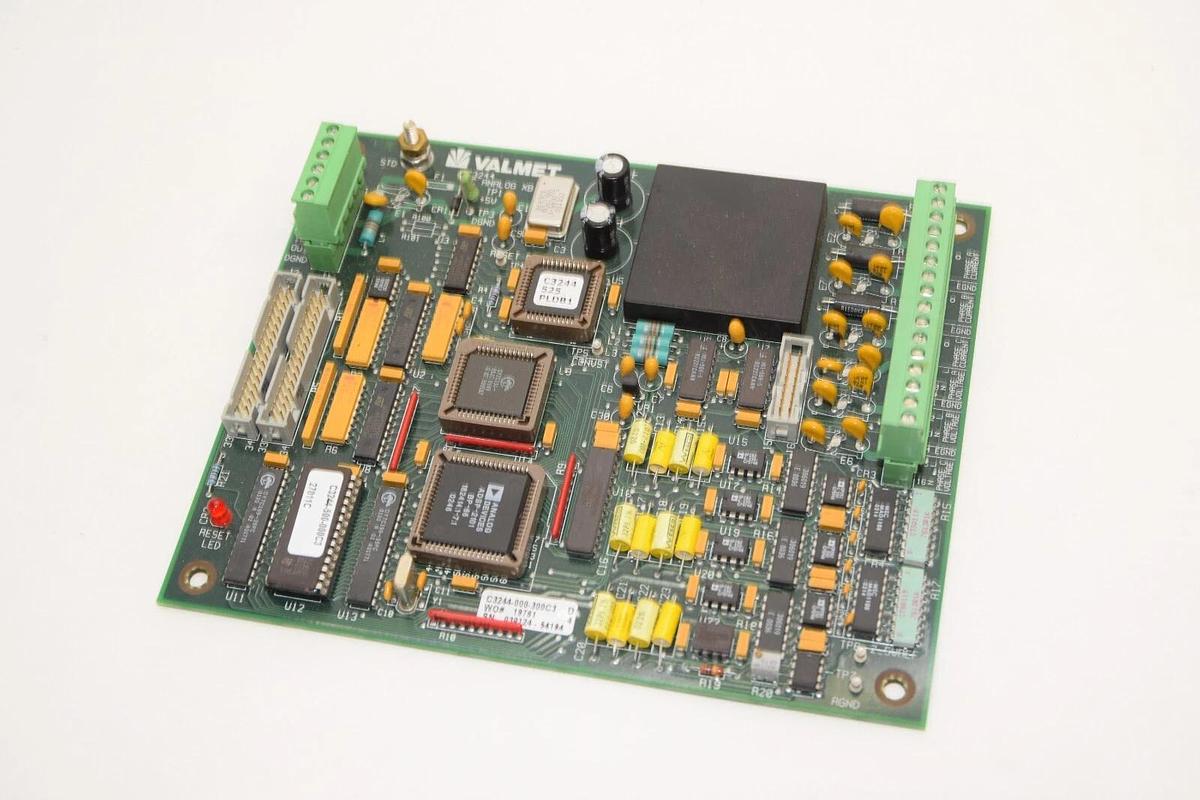 Used VALMET C3244 C3244-000-300C3 AC Analog XB Board