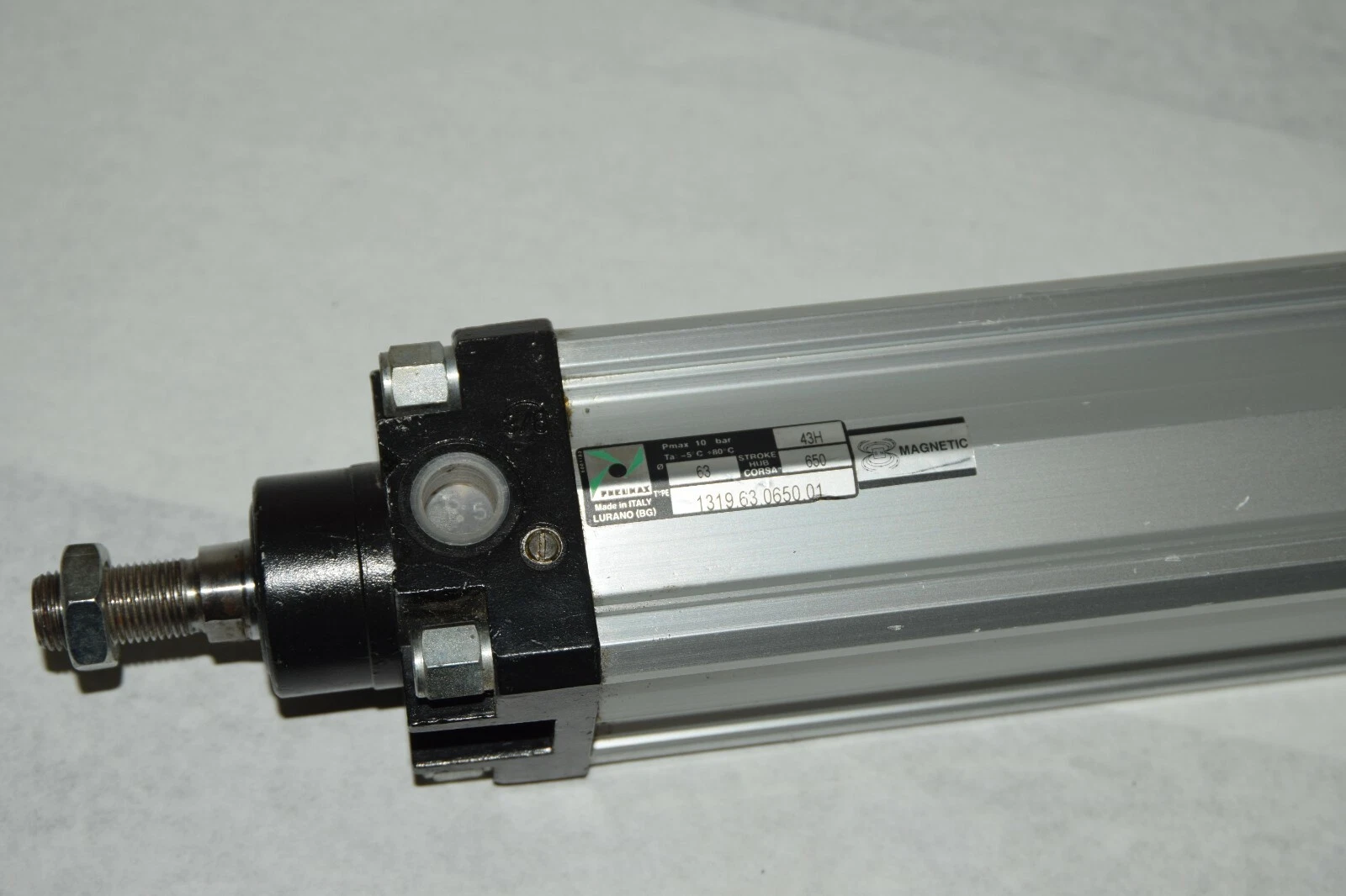 (NEW) PNEUMAX 1319.63.0650.01 63mm Bore 650mm Stroke 10 bar Pneumatic Cylinder