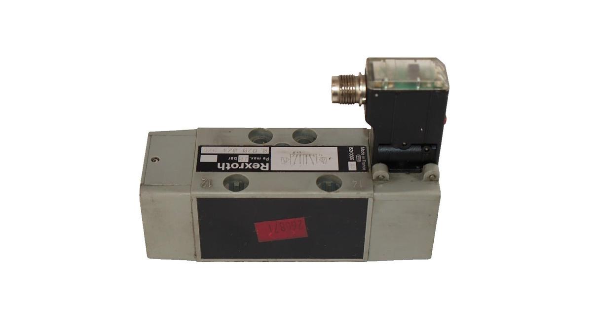 Used Rexroth 0820024326 , 0 820 024 326 10 Bar Pneumatic Solenoid Valve