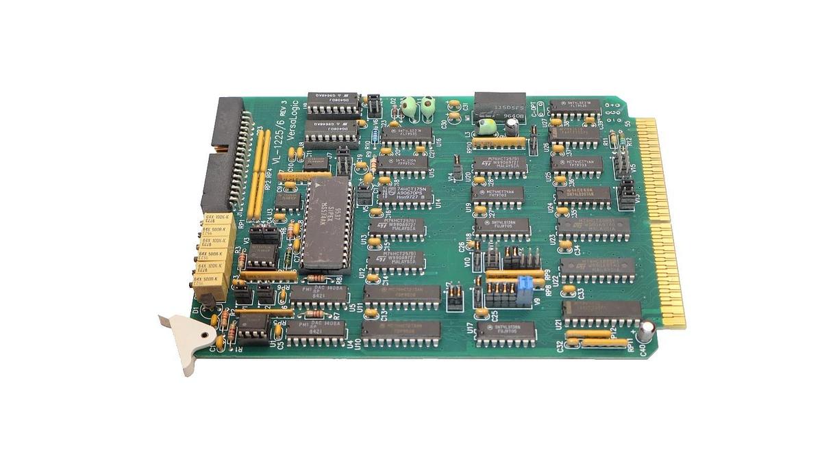 Used VersaLogic VL-1225 , VL1225/6 Analog Input/Output Circuit Board Card