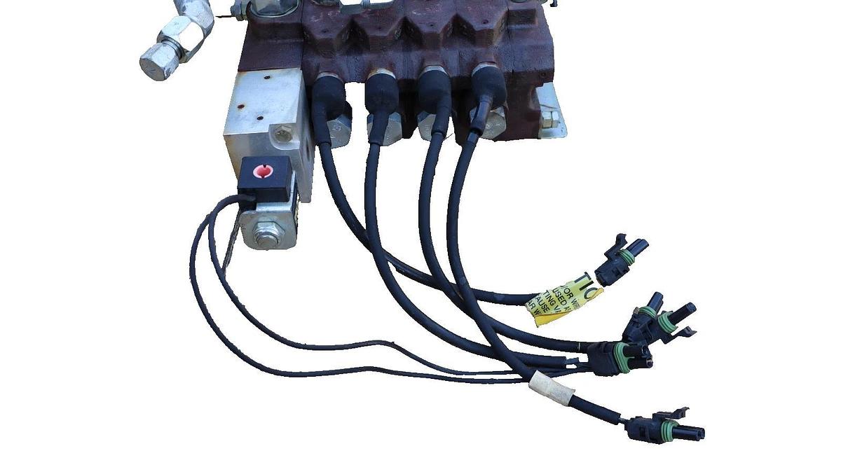 Used Altec 970128972 , DB5195.800 Hydraulic Valve Block