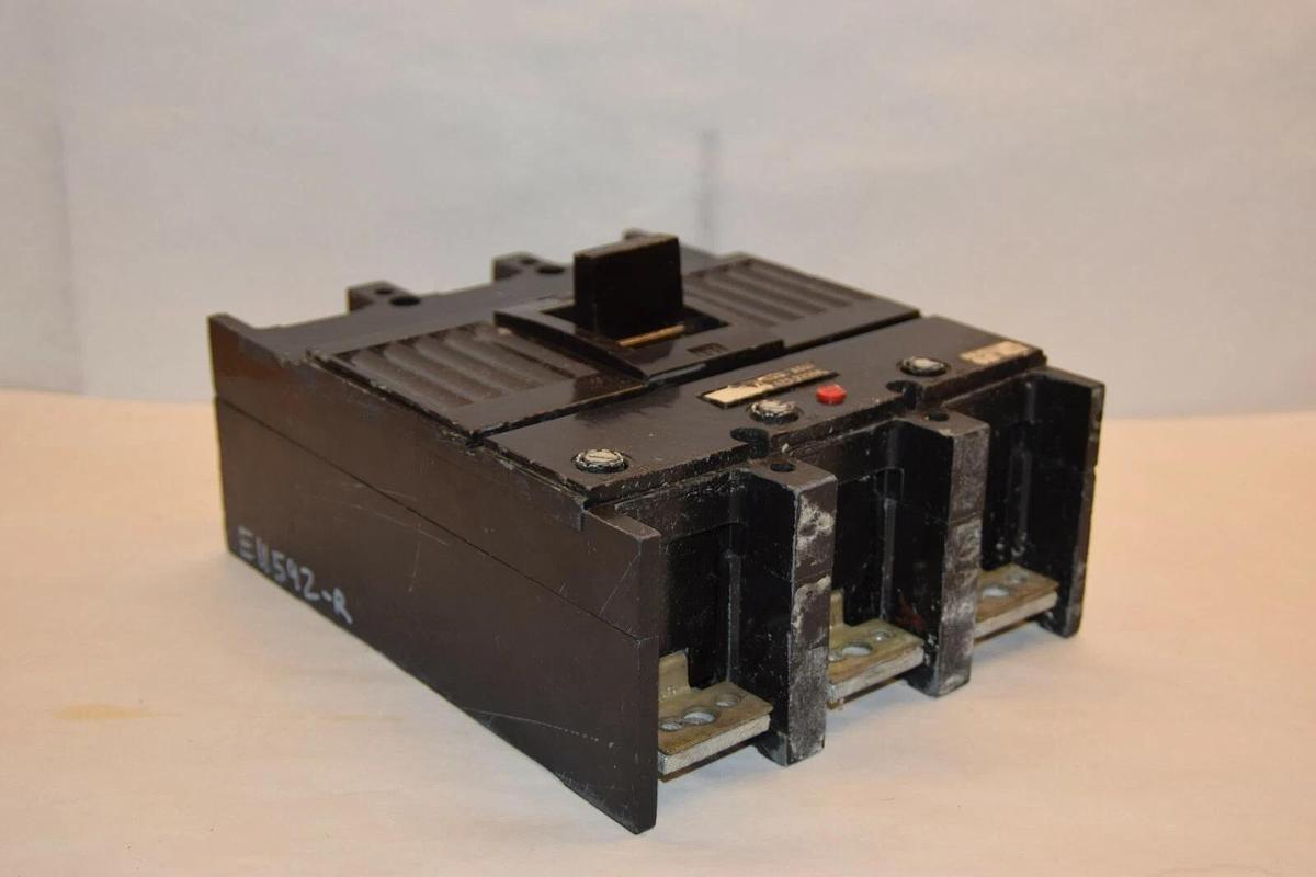 Used GE E11592-R E11592R 225A 600Vac Adj. 675-2250A Circuit Breaker